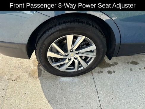 Used 2024 Chevrolet Equinox Premier AWD/4WD image 10