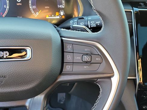 New 2025 Jeep Grand Cherokee Laredo X image 27