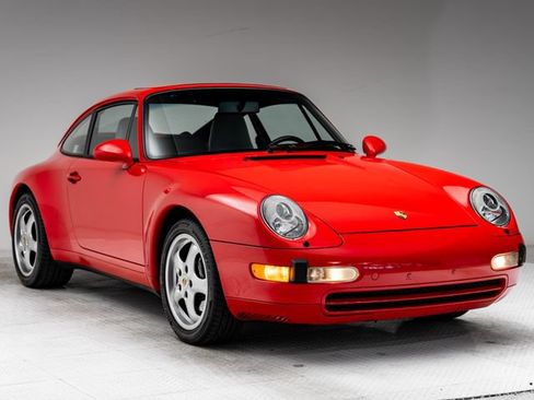 Used 1995 Porsche 911 Carrera RWD image 38