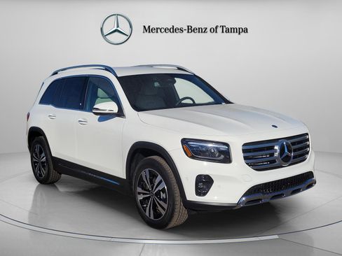 Certified 2025 Mercedes-Benz GLB 250 image 4