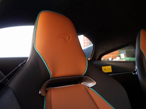 Used 2026 McLaren Artura RWD image 22
