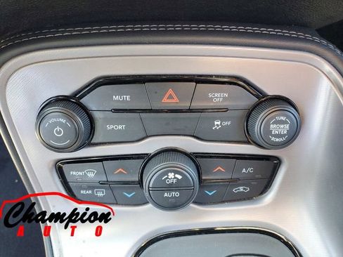 Used 2023 Dodge Challenger SXT RWD image 24