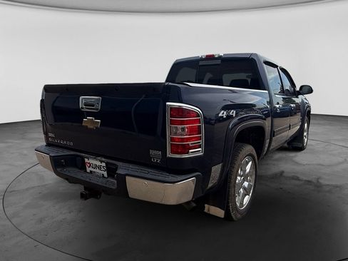 Used 2009 Chevrolet Silverado 1500 LTZ w/ Safety Package AWD/4WD image 8