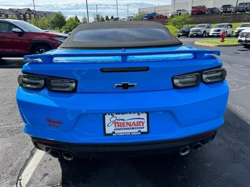 Used 2022 Chevrolet Camaro LT w/ RS Package RWD image 4