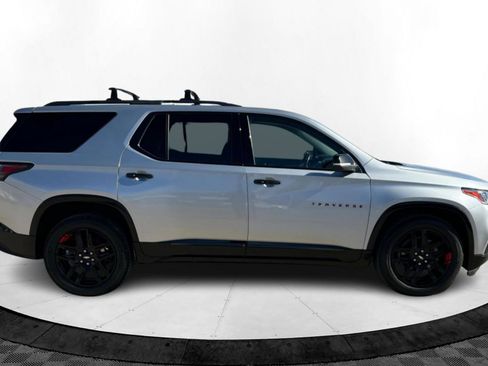 Used 2021 Chevrolet Traverse Premier w/ Redline Edition image 8