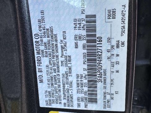 Used 2017 Ford Fusion Titanium image 41