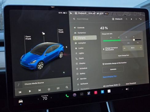 Used 2020 Tesla Model Y Long Range image 44