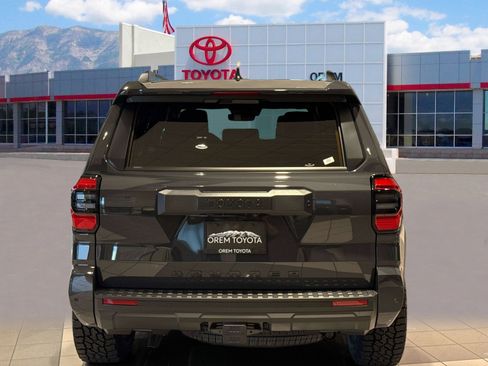 New 2026 Toyota 4Runner TRD Off-Road Premium AWD/4WD image 4