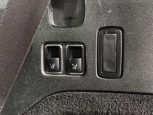 Used 2017 Mercedes-Benz GLS 450 4MATIC image 14