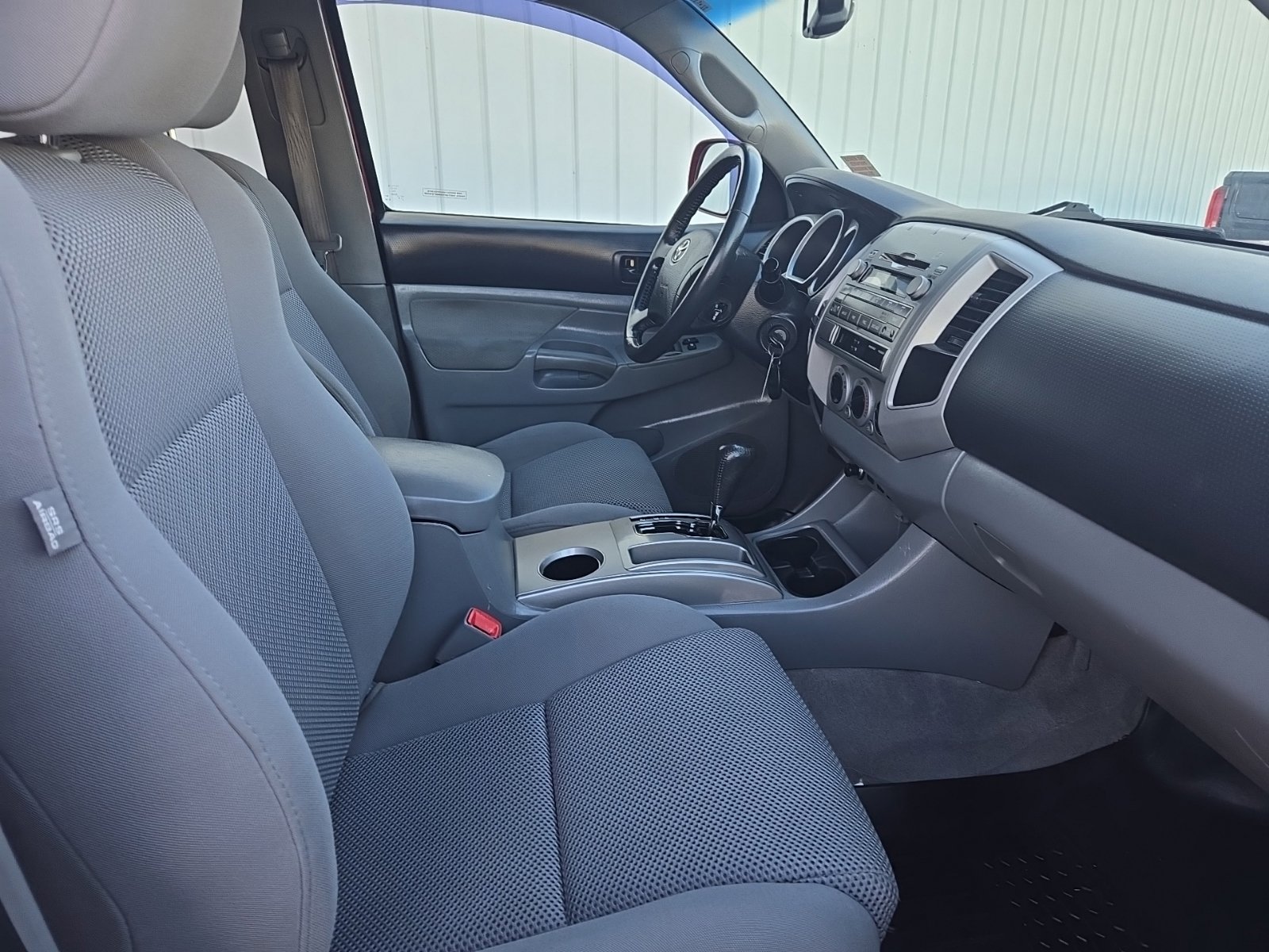 Used 2010 Toyota Tacoma 4x4 Double Cab V6 image 13