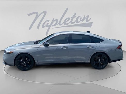 Used 2024 Honda Accord Sport image 4