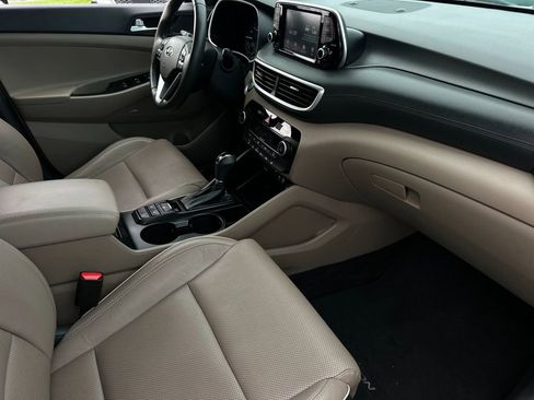 Used 2020 Hyundai Tucson Limited image 16