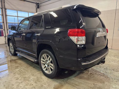 Used 2013 Toyota 4Runner Limited AWD/4WD image 4