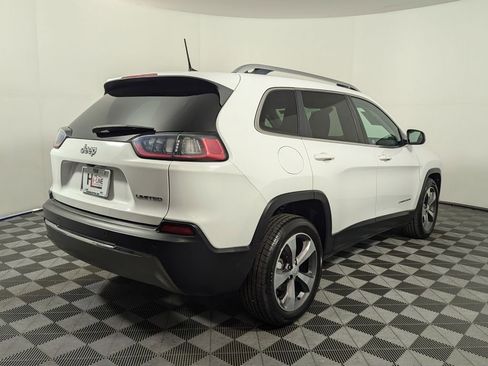 Used 2020 Jeep Cherokee Limited image 23