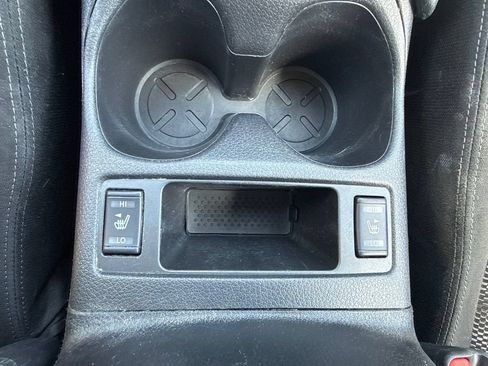 Used 2022 Nissan Rogue Sport SV AWD/4WD image 22