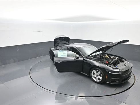 New 2026 Ford Mustang Coupe image 33