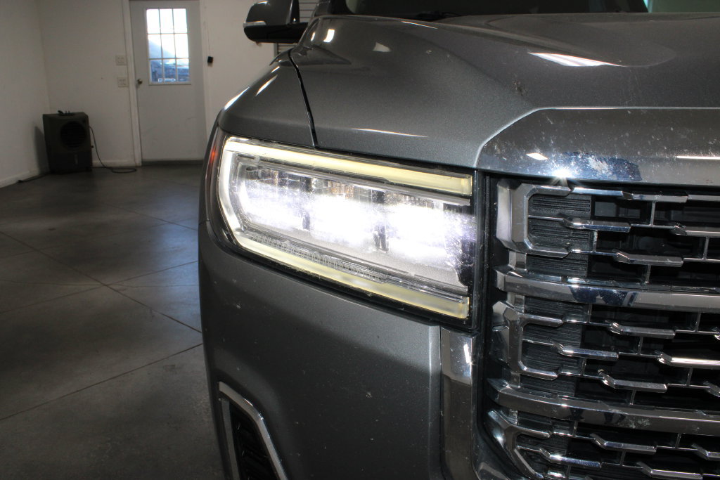 Used 2023 GMC Acadia Denali FWD image 12