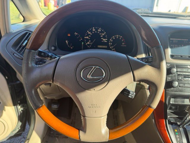 Used 2002 Lexus RX 300 FWD image 17