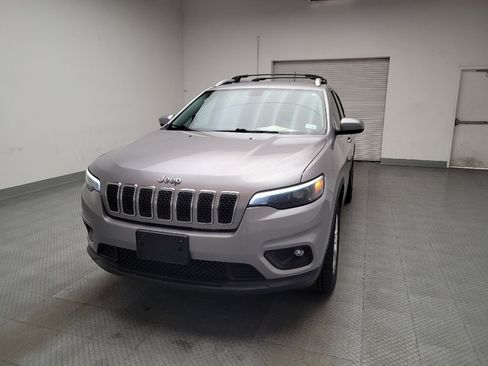 Used 2019 Jeep Cherokee Latitude w/ Popular Appearance Group image 15