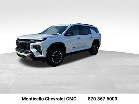 New 2026 Chevrolet Traverse Z71 w/ Enhanced Driving Package AWD/4WD image 8