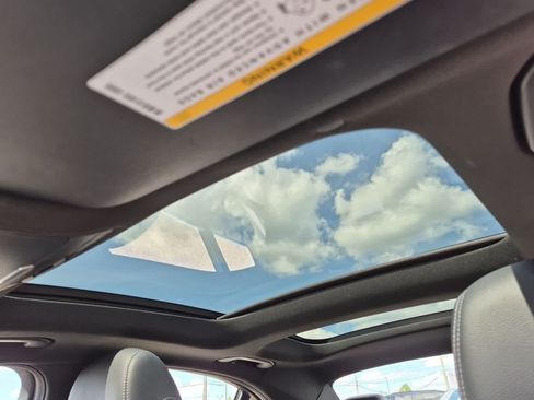 Used 2019 Mercedes-Benz C 300 4MATIC Sedan image 19
