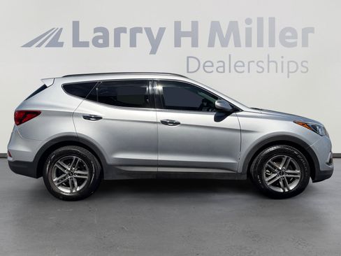 Used 2018 Hyundai Santa Fe Sport w/ 2.4L Tech Package 04 FWD image 6