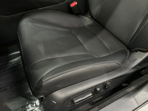 Used 2025 Honda Accord EX-L image 17