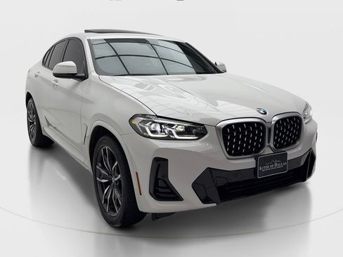 Used 2023 BMW X4 xDrive30i w/ M Sport Package AWD/4WD image 2