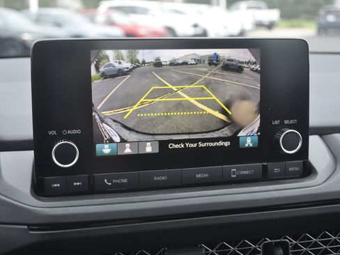 Certified 2023 Honda Accord EX image 24