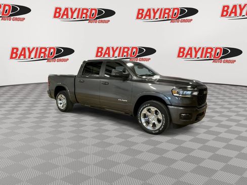 Used 2025 RAM 1500 Big Horn AWD/4WD image 2