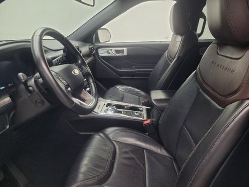 Used 2020 Ford Explorer Platinum AWD/4WD image 17