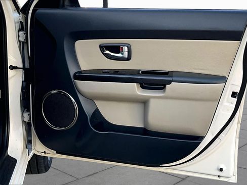 Used 2013 Kia Soul ! w/ Premium Pkg FWD image 21