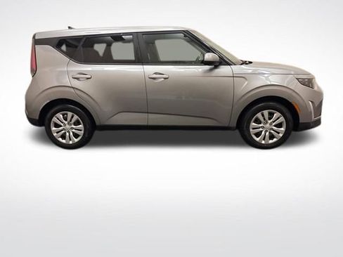 Certified 2024 Kia Soul LX FWD image 4