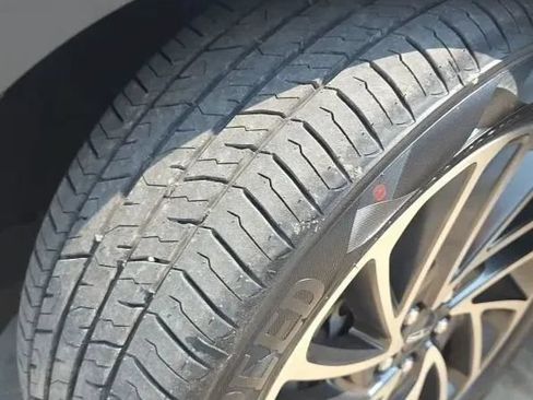 Used 2019 Lincoln Nautilus Reserve FWD image 57