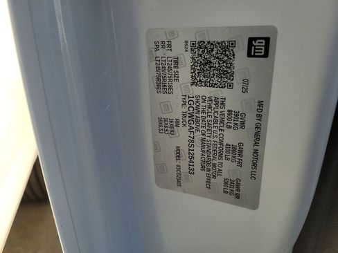 New 2025 Chevrolet Express 2500 w/ Driver Convenience Package image 31