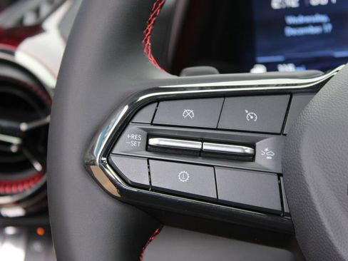 New 2026 Chevrolet Equinox RS w/ LPO, Floor Liner Package image 30