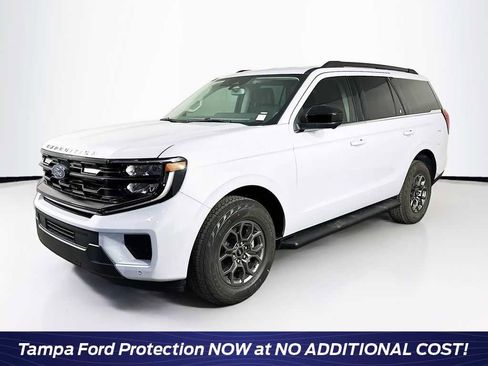 New 2026 Ford Expedition Active image 1