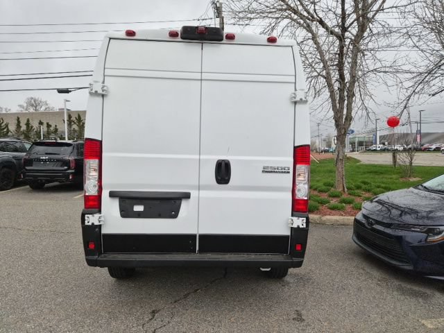 Used 2025 RAM ProMaster 2500 w/ Convenience Group FWD image 6
