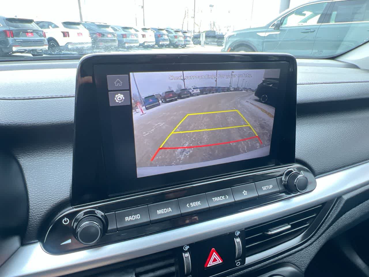 Used 2022 Kia Forte LXS FWD image 17