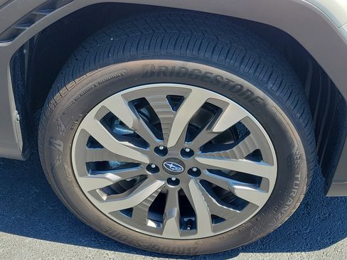 Certified 2025 Subaru Forester Touring AWD/4WD image 8