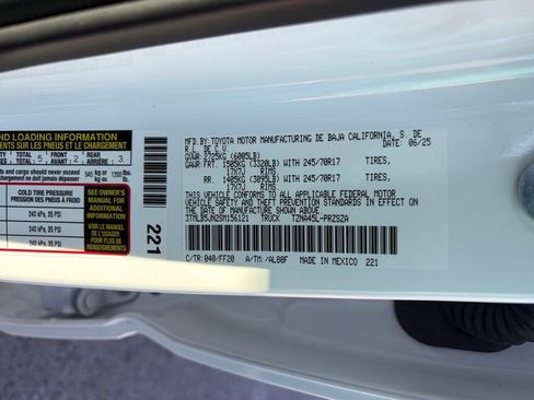 Used 2025 Toyota Tacoma SR5 image 20