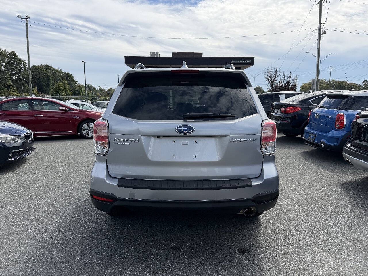 Used 2017 Subaru Forester 2.5i Limited w/ Popular Package #1 AWD/4WD image 5