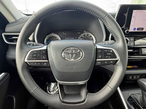 Used 2026 Toyota Highlander XLE AWD/4WD image 22