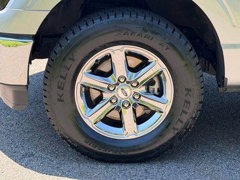 Used 2025 Ford F150 XLT w/ Equipment Group 301A Standard AWD/4WD image 22