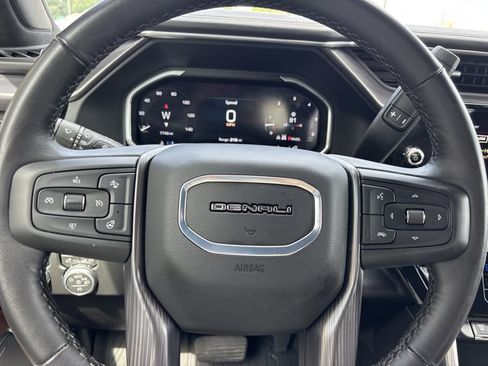 Used 2026 GMC Sierra 2500 Denali Ultimate AWD/4WD image 32