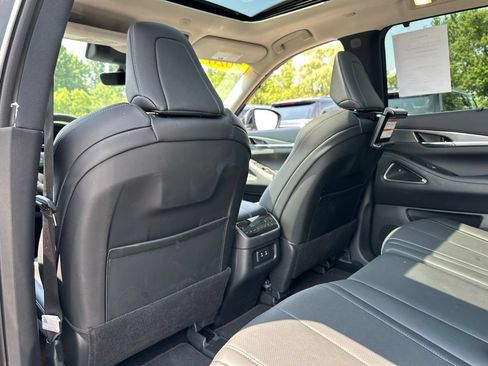 Certified 2026 INFINITI QX60 Luxe w/ Family Package AWD/4WD image 42