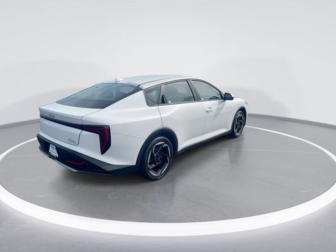 Used 2025 Kia K4 EX FWD image 8