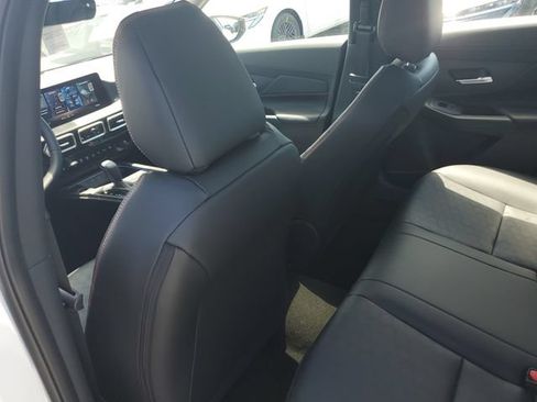 New 2026 Nissan Sentra SR w/ SR Premium Package FWD image 18