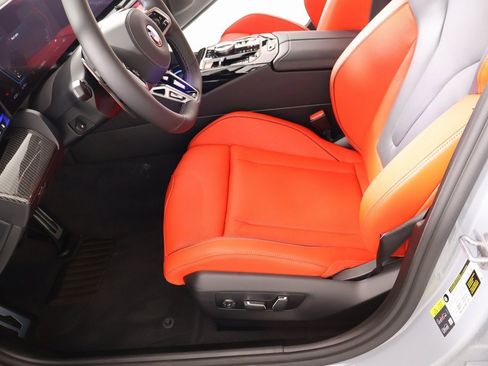 New 2026 BMW M5 w/ Executive Package image 11