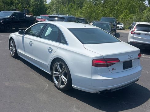 Used 2015 Audi S8 AWD/4WD image 4